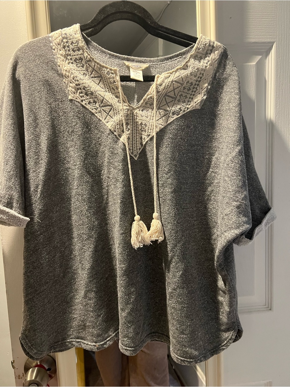 Freeway Crochet-Trim Knit Pullover Top - Gray